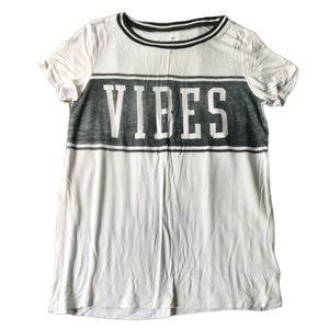 Retro VIBES T soft and sexy American Eagle